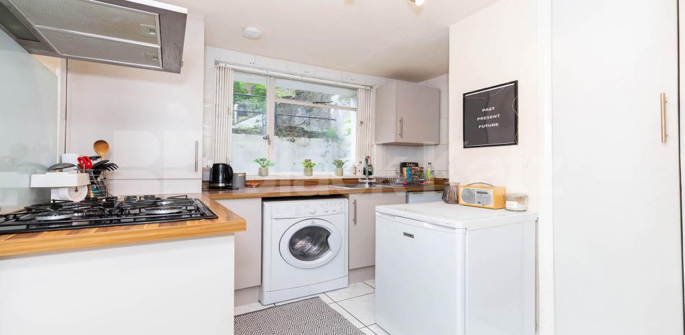 Spacious studio set in an amazing location  Crowndale Road, Camden